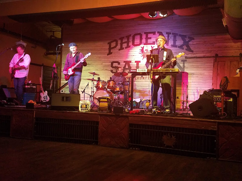 Phoenix Saloon - Bar in New Braunfels