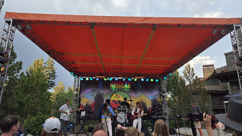 Mammoth Villagefest