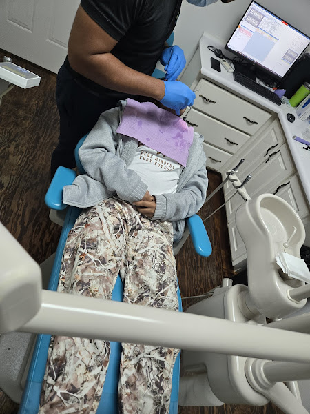 Dentopia Dental Ocho Rios - Dentist in Eight Rivers Towne Centre