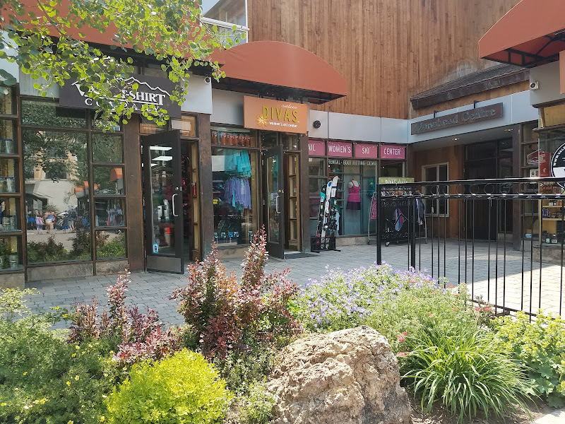 outdoor DIVAs - Ski shop in Vail
