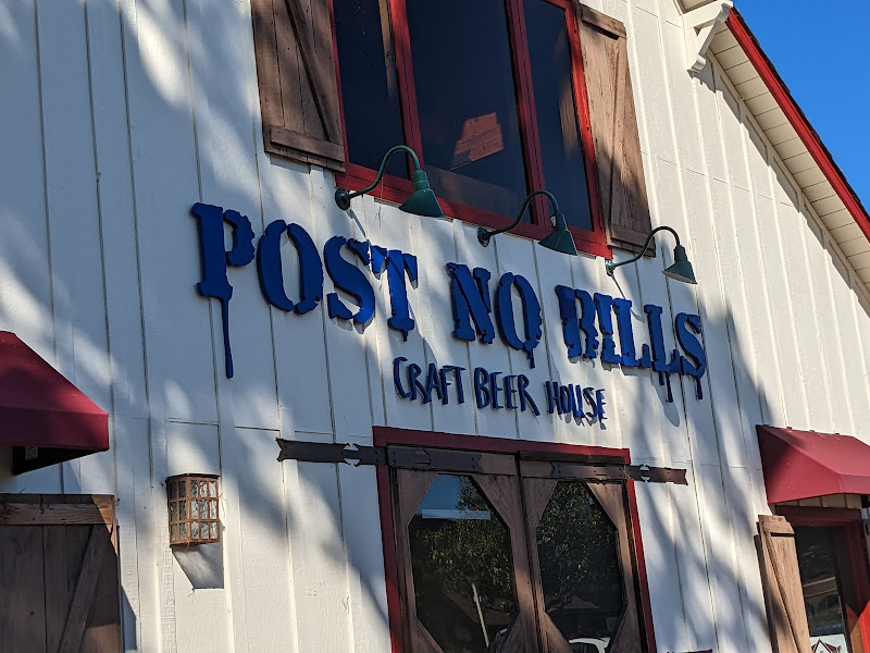Post No Bills Craft Beer House - Bar in Carmel-By-The-Sea