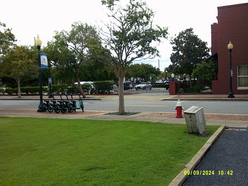 Museum Plaza - Museum in Pensacola