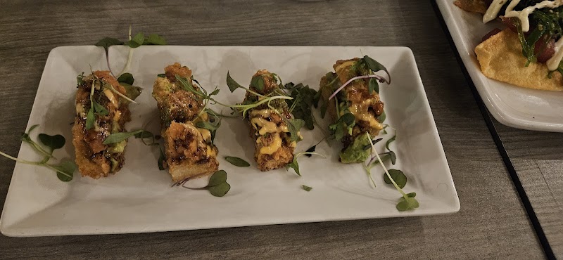 Rose & Ivy - Steak, Sushi, Cocktails photo