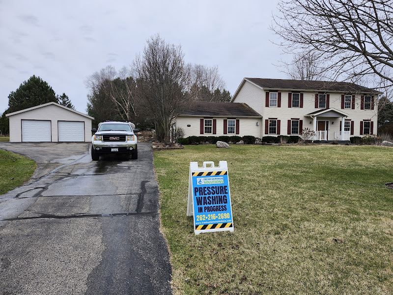 Fresh Exterior Solutions, LLC - Pressure washing service in Elkhorn