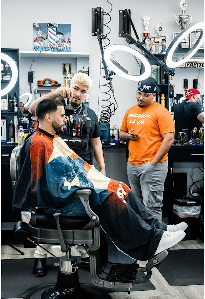 Headliners Barbershop - Barber shop in Egg Harbor Township