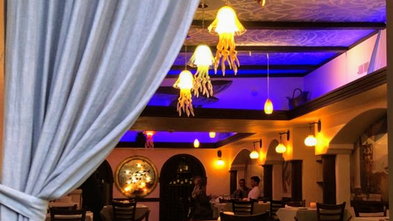 Catch - Seafood restaurant in Monte Verde St