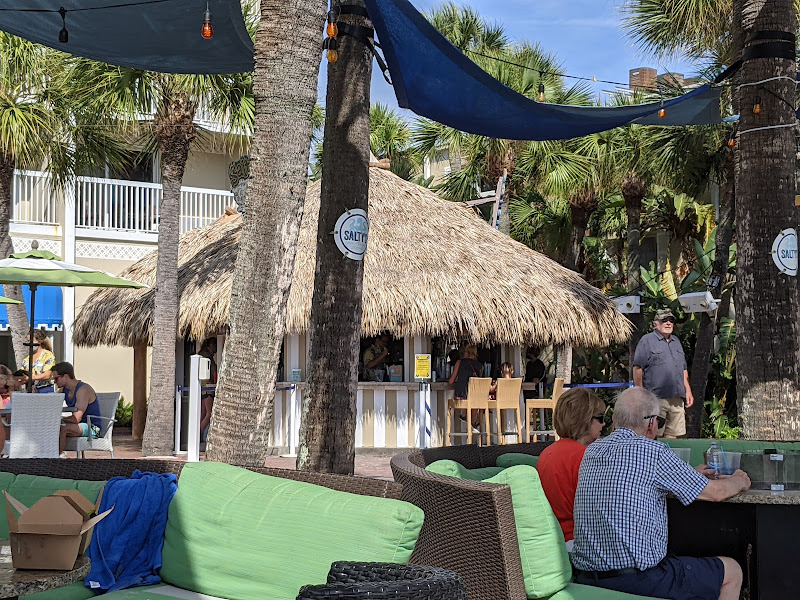 Salty's Beach Lounge