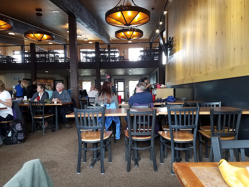 Summit House Restaurant & Bar - Bar in Whitefish