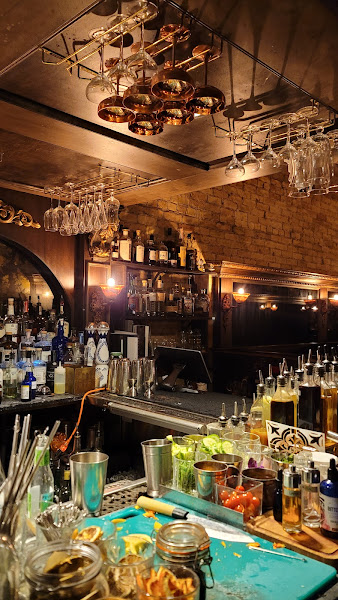 Midnight Cowboy - Cocktail bar in Austin
