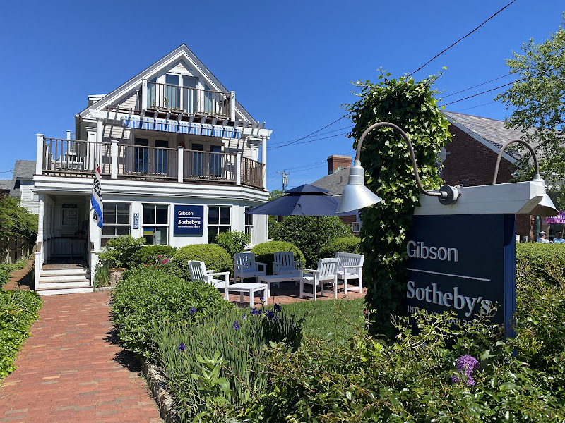 The Beach Buoys, Associates at Gibson Sotheby's International Realty | Provincetown and Truro - Real estate consultant in Provincetown