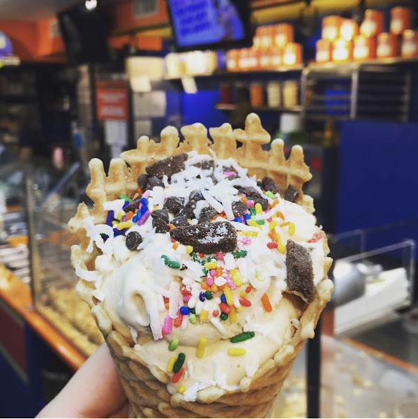 Yo Mama's Ice Cream-We Make Our Own Ice Cream!