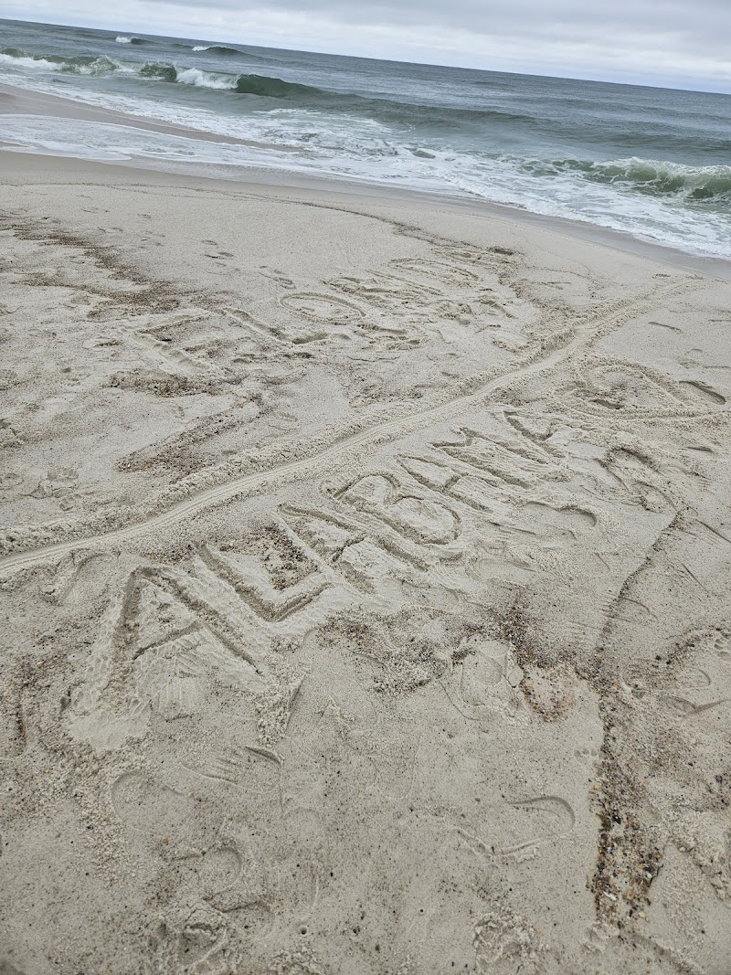 Alabama Florida State line on the beach - Tourist attraction in Pensacola