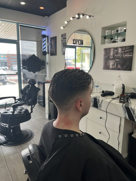 Blades Of Gold Barber Shop Phoenix, AZ