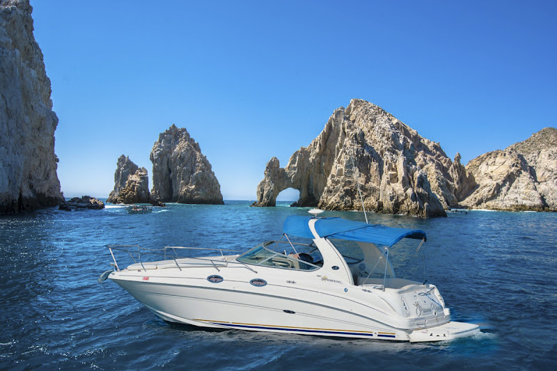 Yachts Cabo - Boat tour agency in Centro