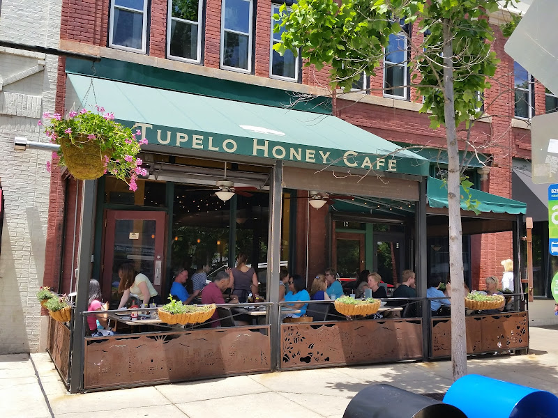 Tupelo Honey Southern Kitchen & Bar - Southern restaurant (US) in Asheville