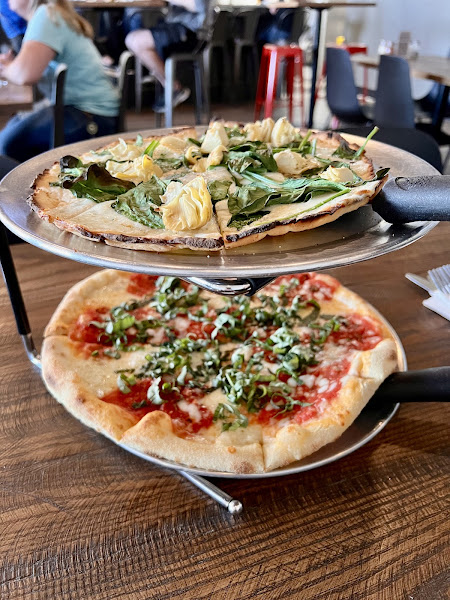 3 Wood Pizza and Pub