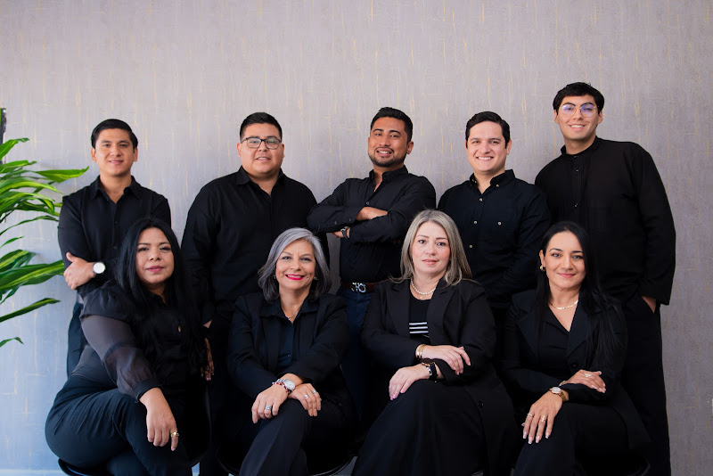 Inmobiliaria Grupo Inmuebles Los Cabos Real Estate - Real estate agency in Downtown
