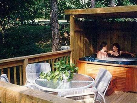 Aunt Sadie's Garden Glade - Bed & breakfast in Branson