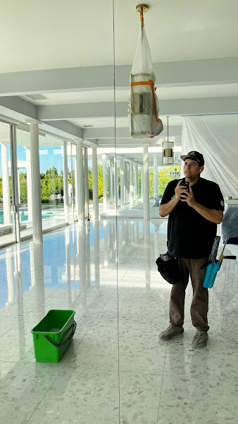 Busy Bugs Window Cleaning - Window cleaning service in Palm Springs