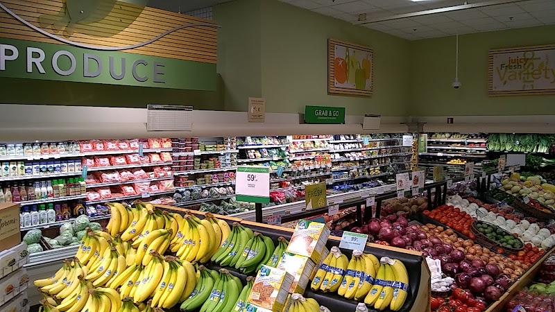 Publix Super Market at Plaza at Millenia photo