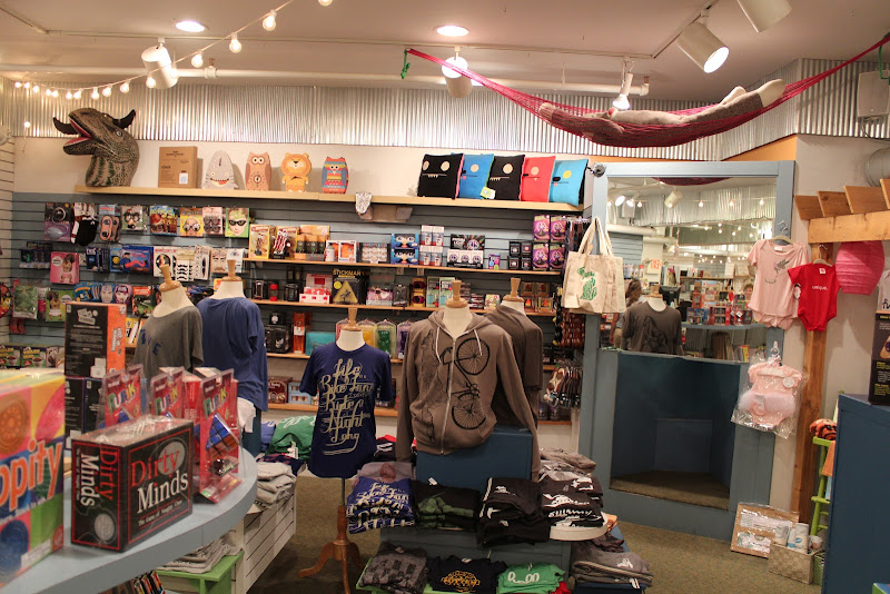 Caddywampus - Toy store in Mackinac Island