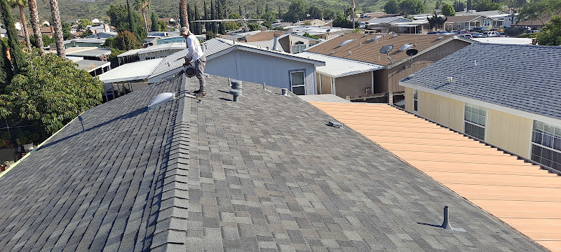 Alfaros and Son Roofing LLC - Shingle Roof Installation and Repair - Roofing contractor in CA 92101