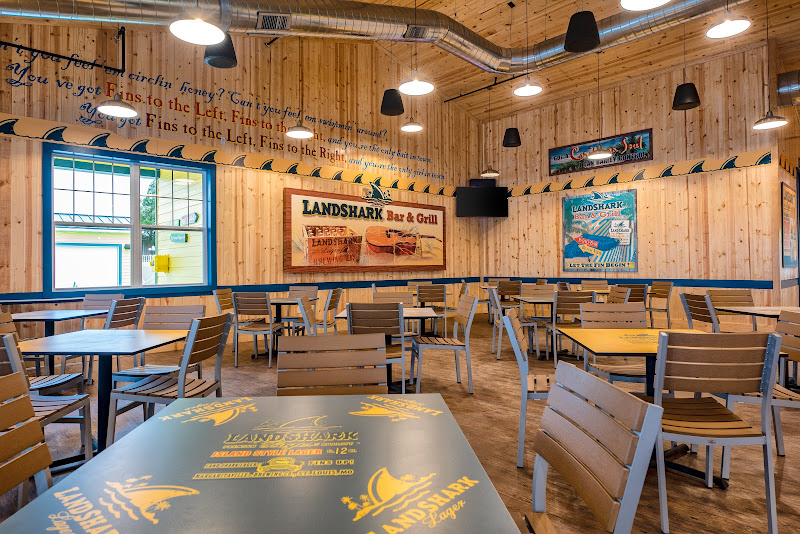 Landshark Bar & Grill - Bar & grill in Osage Beach
