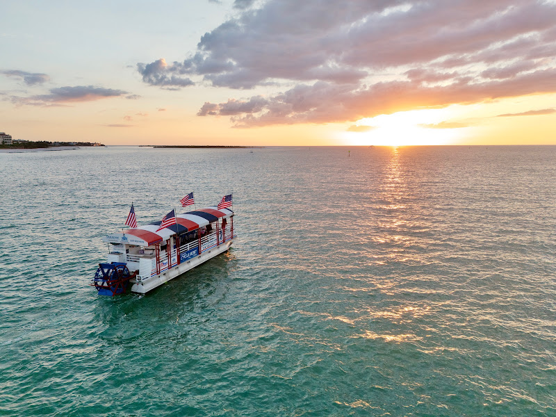 Paradise Cycle Boat Cruises - Boat tour agency in 951 Bald Eagle Drive A