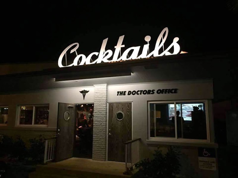 The Doctor's Office - Bar in Holmes Beach