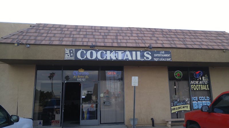 Plan B Live Entertainment & Cocktails - Cocktail bar in Thousand Palms