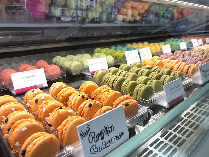 Le Macaron French Pastries Savannah