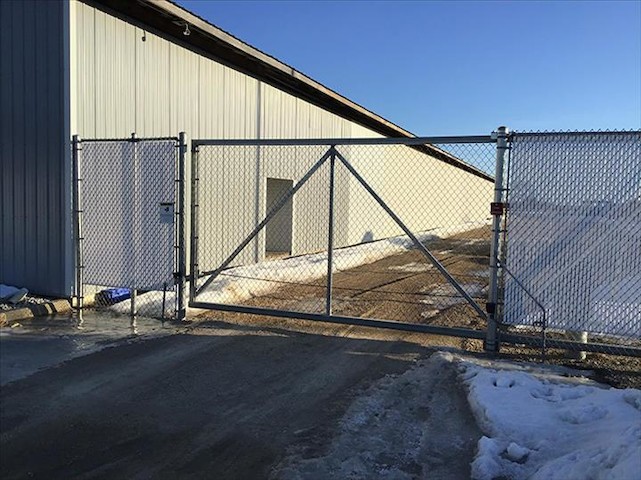 Marty's On 11 Storage - Boat storage facility in Elkhorn
