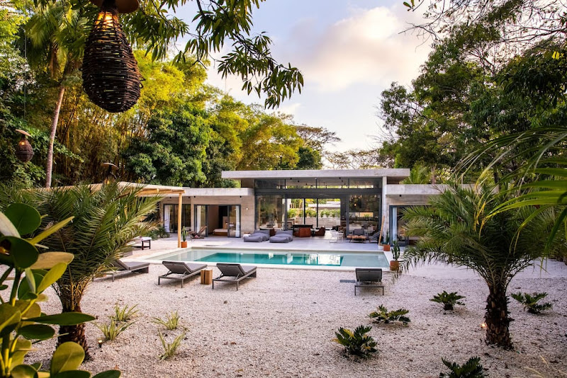 North Creek Estate - Vacation home rental agency in Puntarenas Province