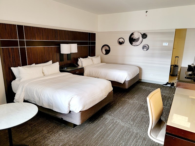 New York Marriott Marquis photo