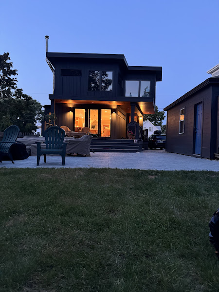 Alex Hoyt, Places in Maine Real Estate Group, REAL Broker, LLC - Real estate agent in South Portland