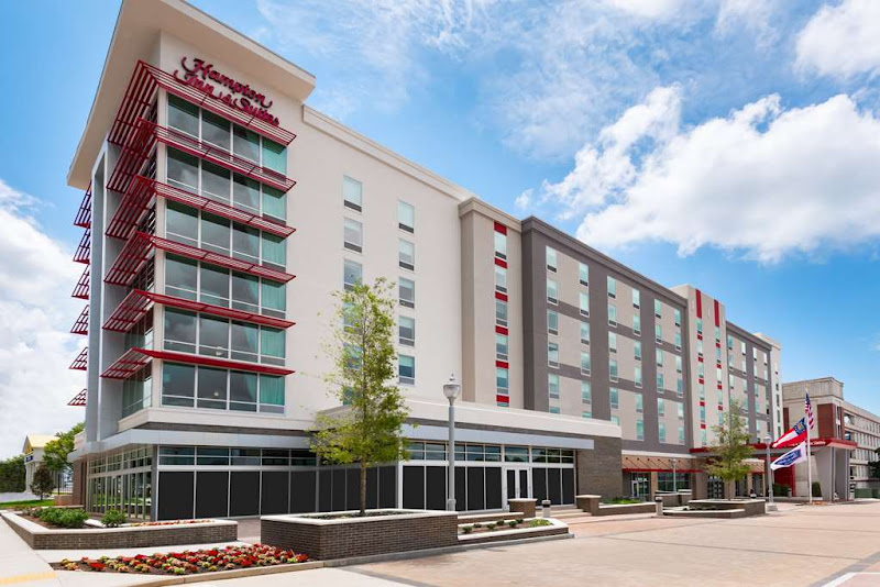 Hampton Inn & Suites Atlanta Buckhead Place - Hotel in Atlanta