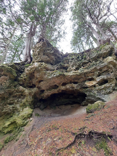 Eagle Point Cave
