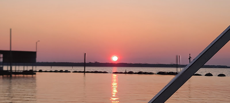 Lake View Marina