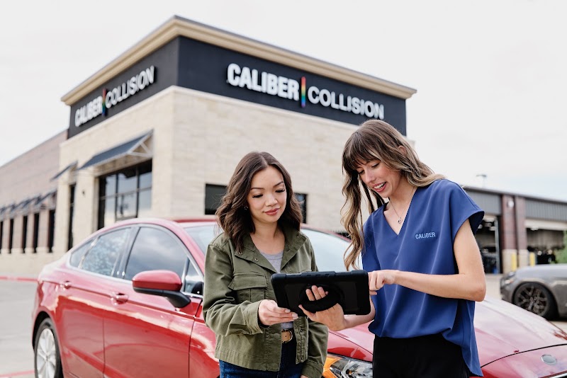 Caliber Collision - Auto body shop in Sturgeon Bay