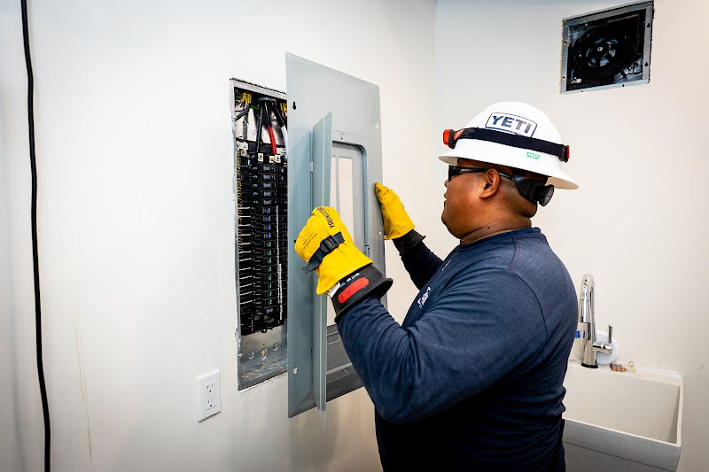 Coppertown Electric LLC - Electrician in Phoenix
