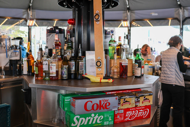 Umbrella Bar