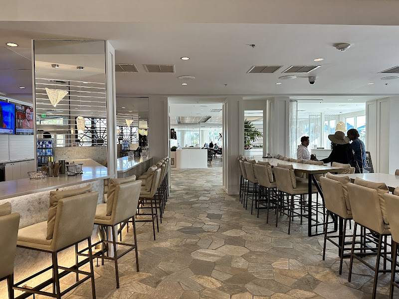 The Starlite Restaurant & Bar - Restaurant in Cocoa Beach
