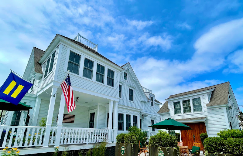 White Porch Inn Art Hotel - Hotel in Provincetown