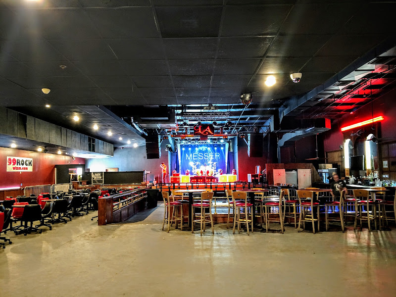 Club LA - Live music venue in Destin