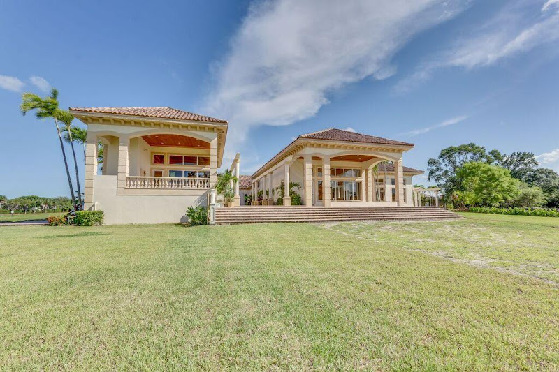 LUXURY PROPERTIES International - Real estate agency in Palm Beach