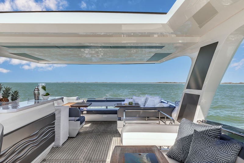 TIME 4 U Yacht photo