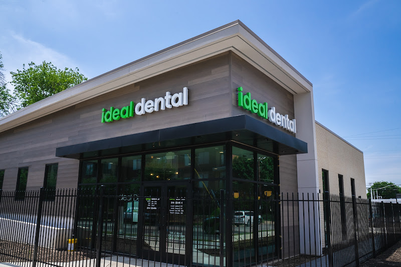 Ideal Dental Uptown - Dentist in Dallas