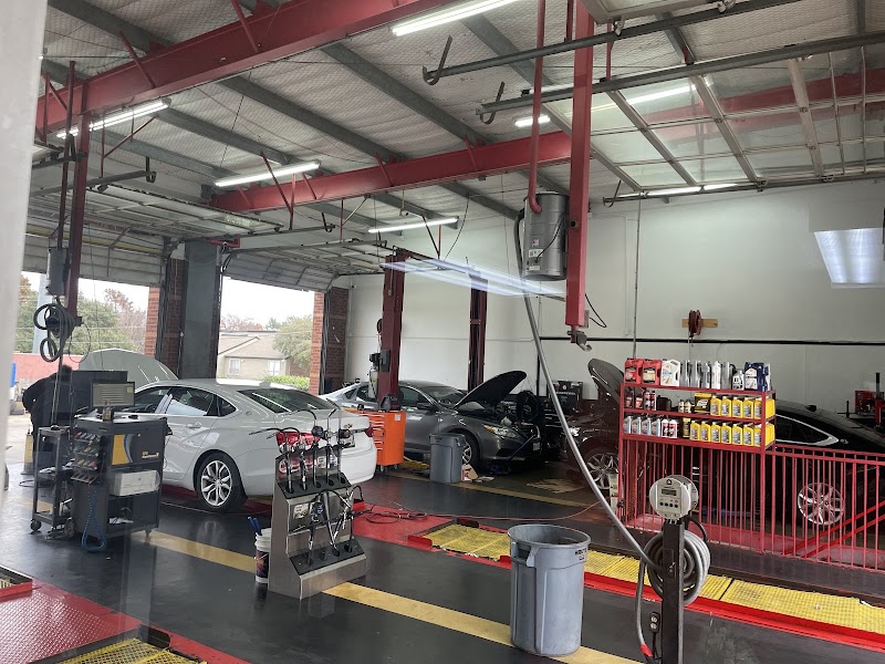 Kwik Kar Auto Care Center Dallas photo