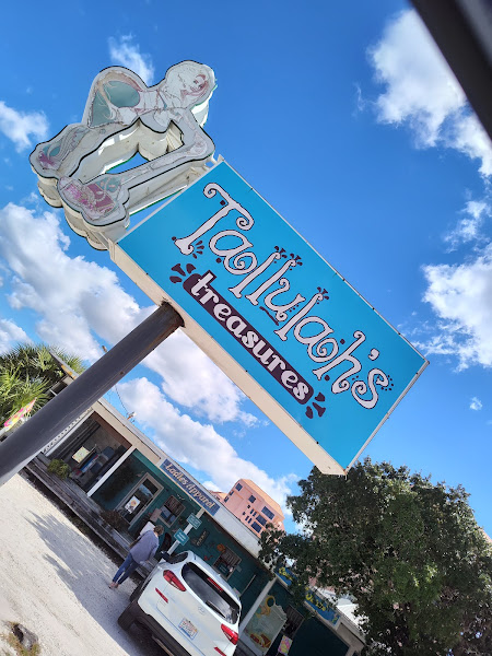 Tallulah's Treasures - Gift shop in Orange Beach