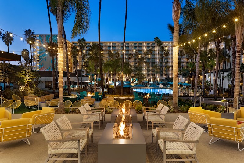 Monkey Bar - Bar in San Diego